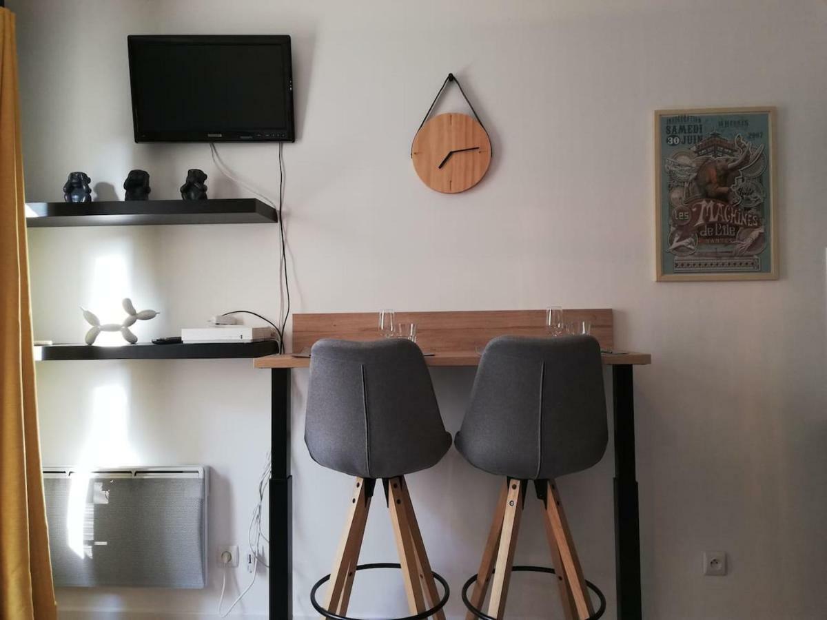 Studio Centre-Ville Avec Terrasse Et Parking Securise Gratuit Nantes Kültér fotó